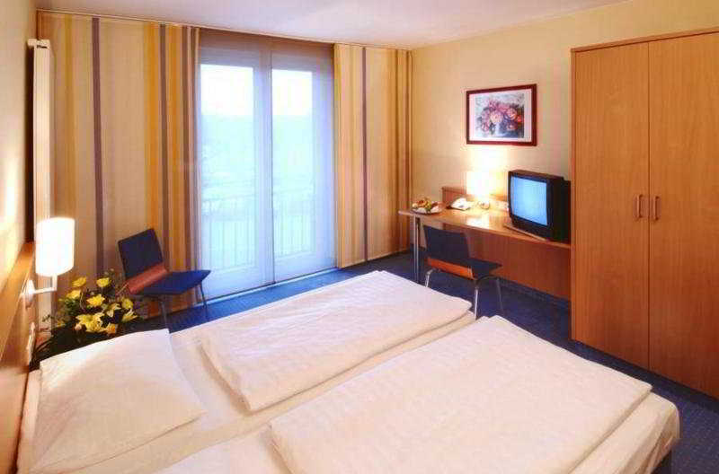 Elaya Hotel Wolfenbuettel Ehemals Rilano 24 7 Hotel Wolfenbüttel Kültér fotó